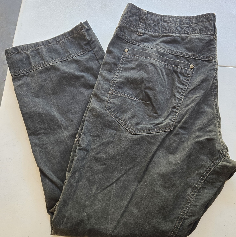 Kuhl Mens Deceptr Pants Size 38 Green Color